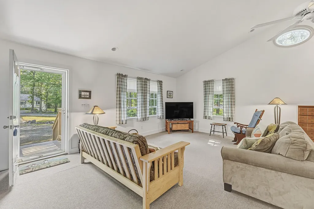 4 Mckenna Lane York ME 03909