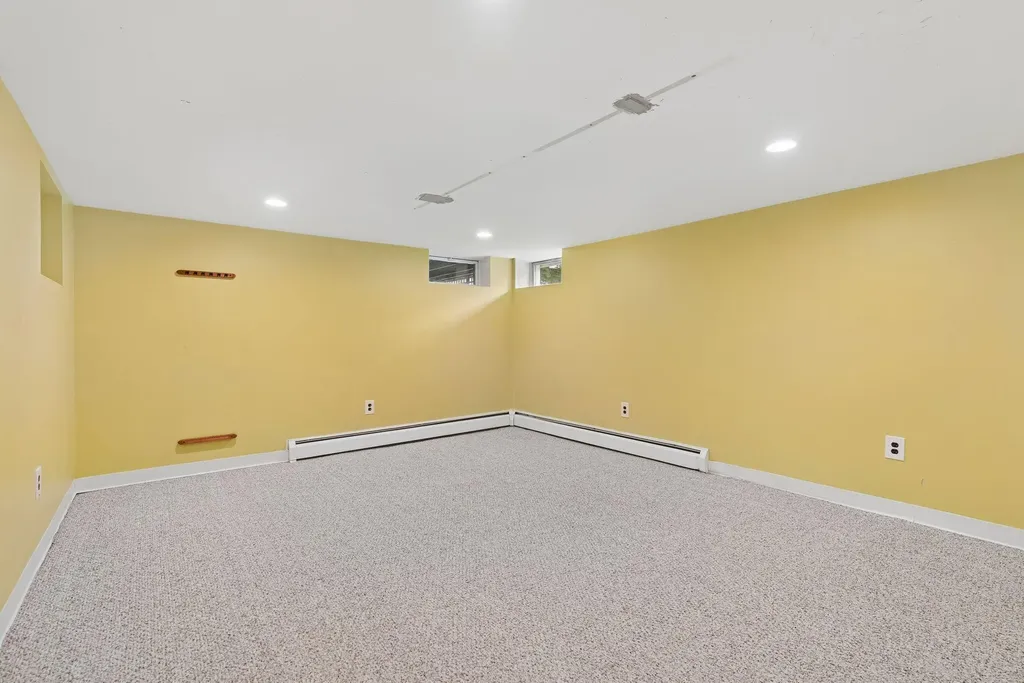70 Alden Circle Portland ME 04102