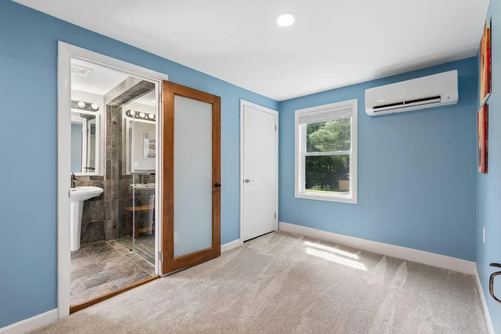 337 Route 133 Winthrop ME 04364