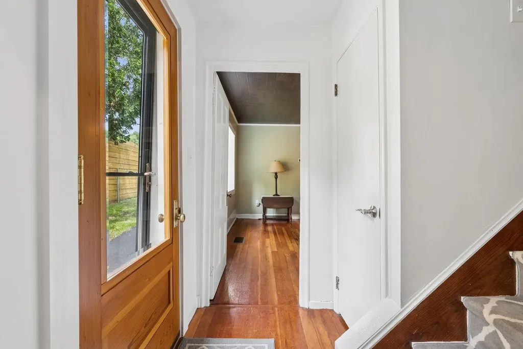 337 Route 133 Winthrop ME 04364