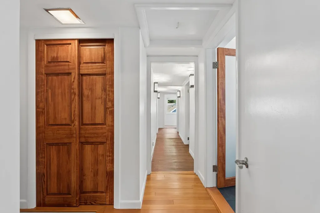 337 Route 133 Winthrop ME 04364