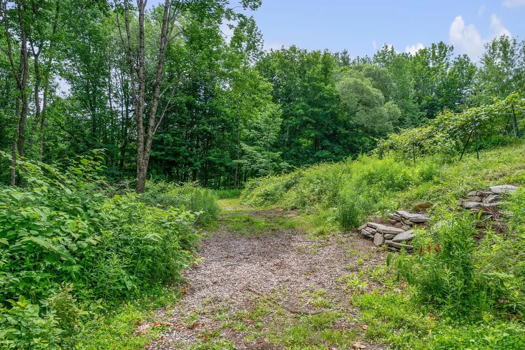 337 Route 133 Winthrop ME 04364