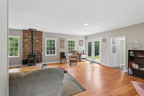 337 Route 133 Winthrop ME 04364