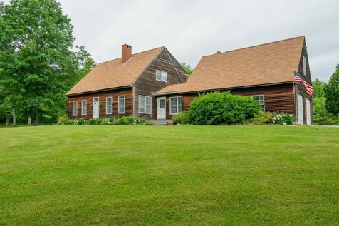 60 Oak Creek Buxton ME 04093