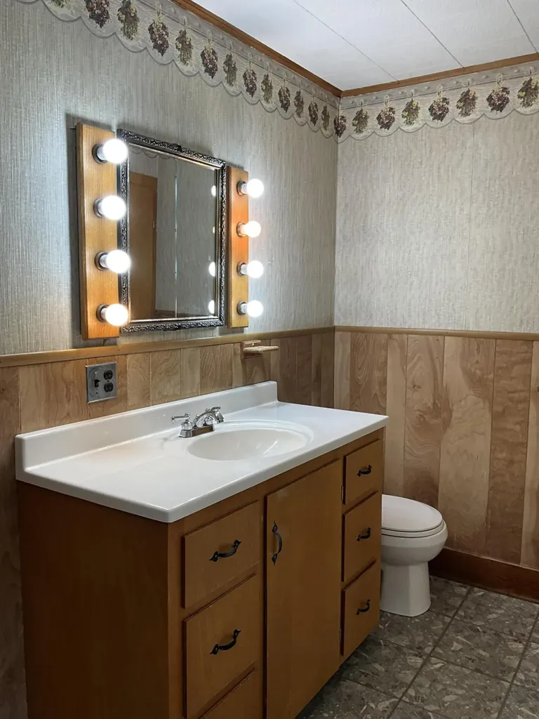 153 Tannery Road Lowell ME 04493