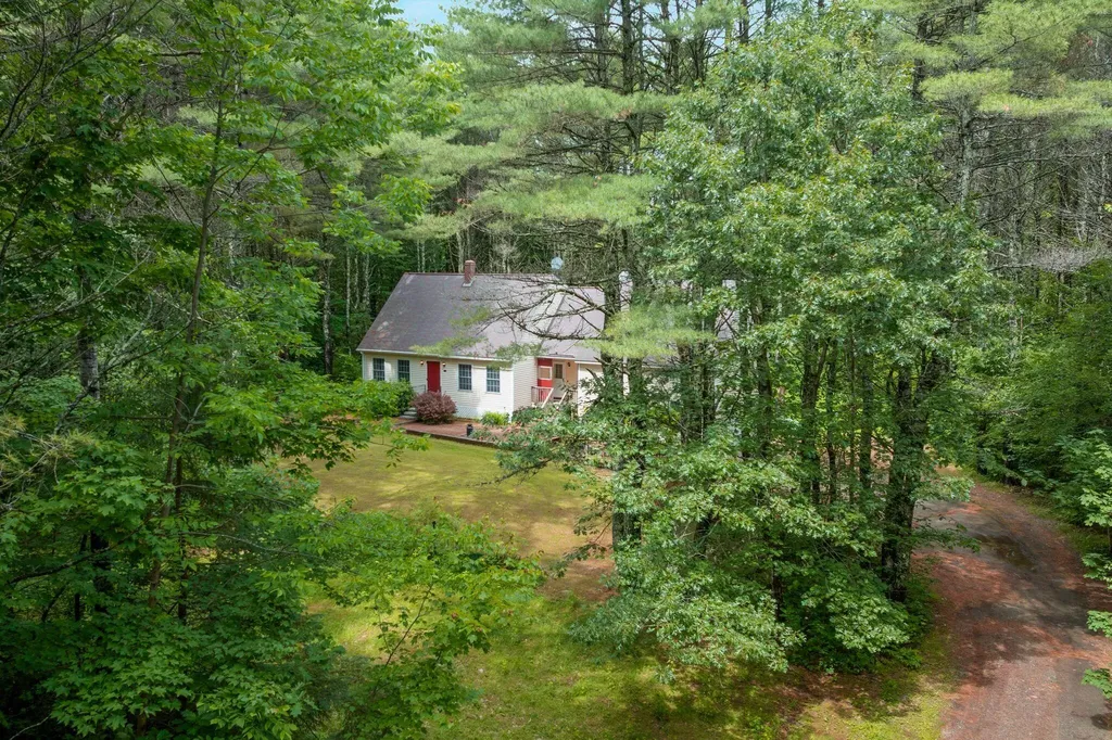 31 Brand Road Windham ME 04062