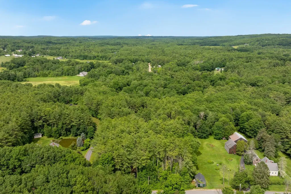 31 Brand Road Windham ME 04062