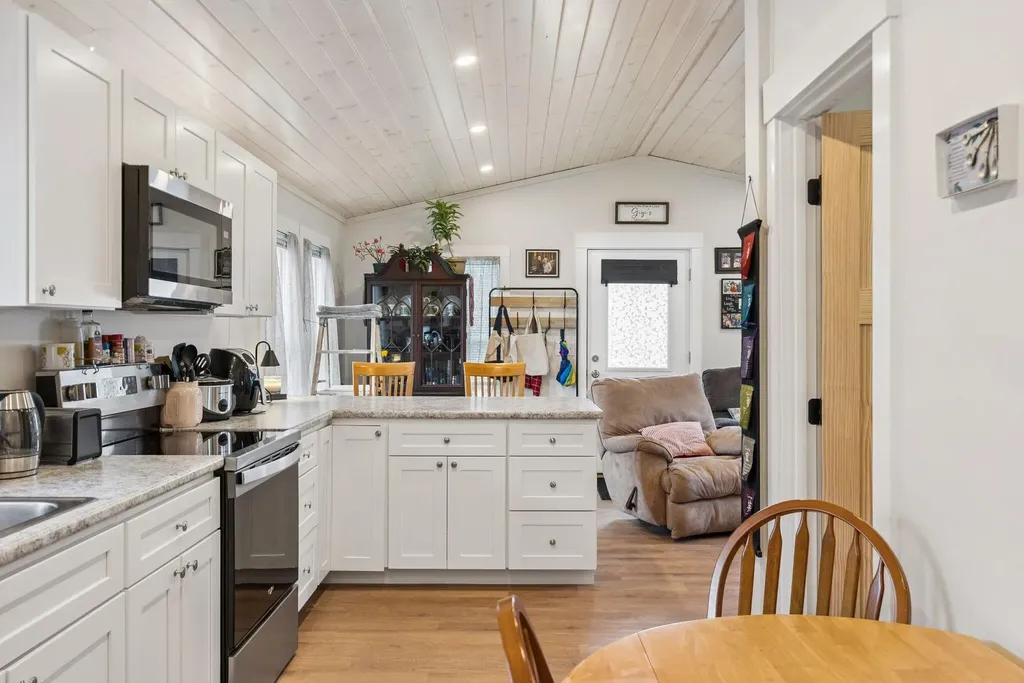 4 Broad Street Waterville ME 04901
