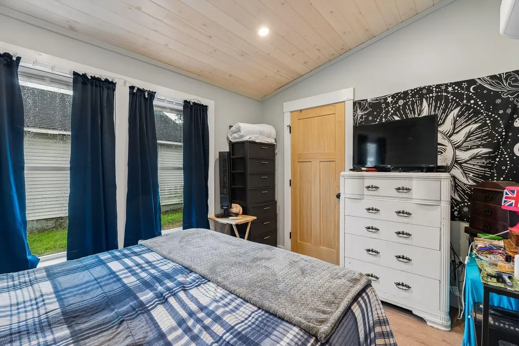 4 Broad Street Waterville ME 04901