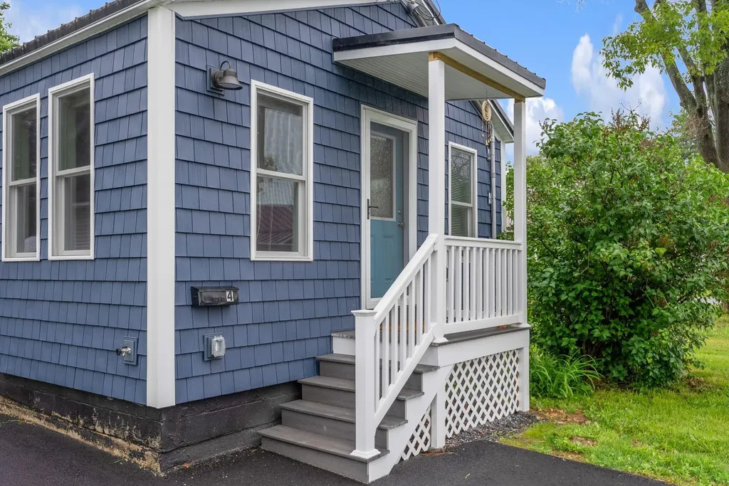 4 Broad Street Waterville ME 04901