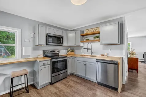 964 Allen Pond Road Greene ME 04236