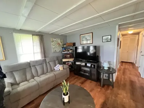 11 Depot Street Waldoboro ME 04572