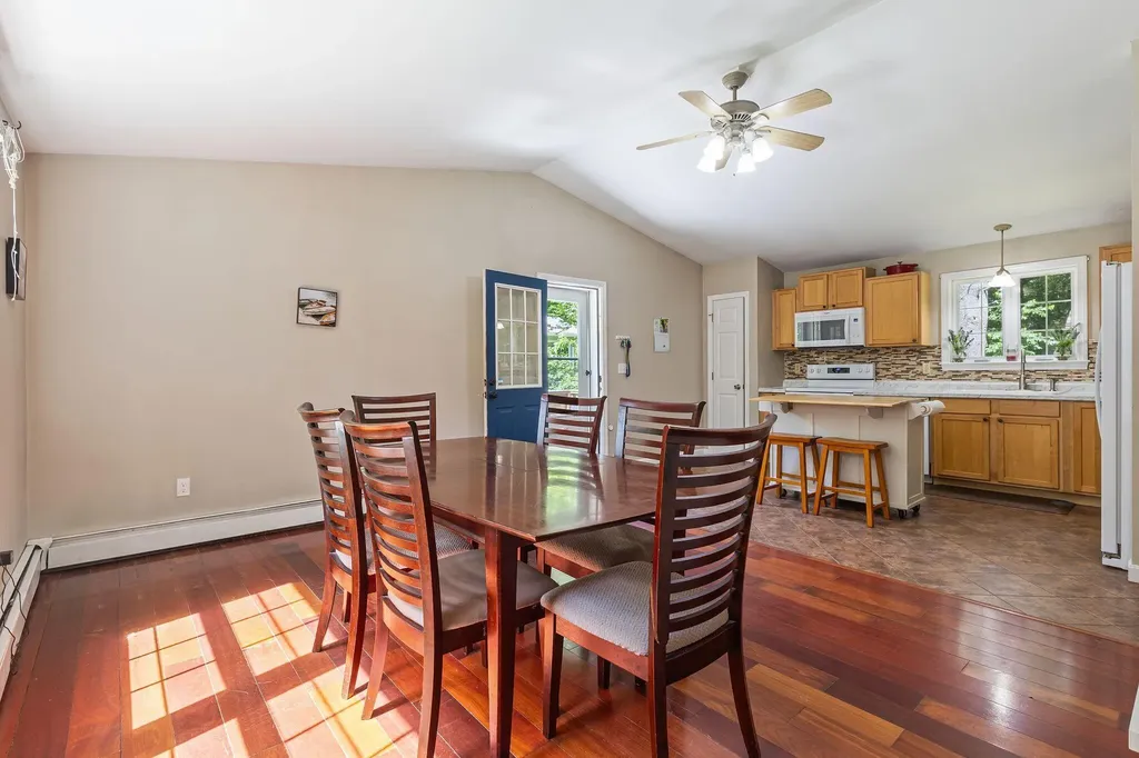20 Swans Road Raymond ME 04071