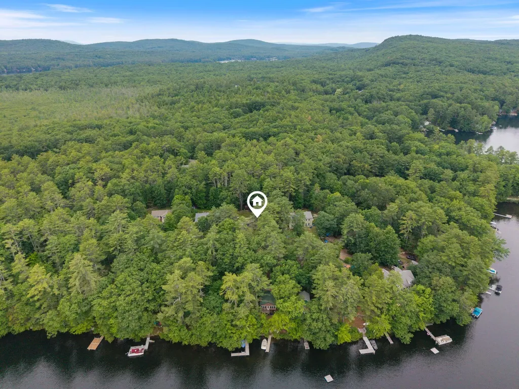 20 Swans Road Raymond ME 04071