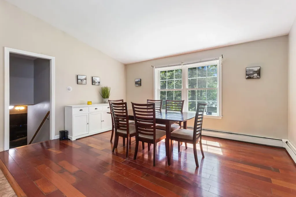 20 Swans Road Raymond ME 04071
