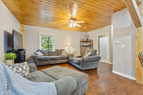 20 Swans Road Raymond ME 04071