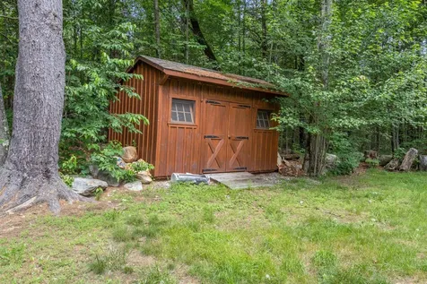 20 Swans Road Raymond ME 04071