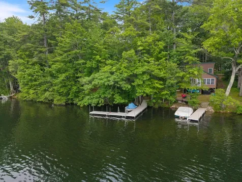 20 Swans Road Raymond ME 04071