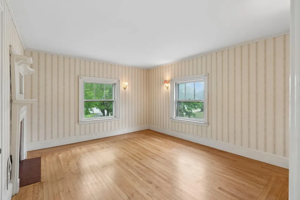 40 Summer Street Kennebunk ME 04043