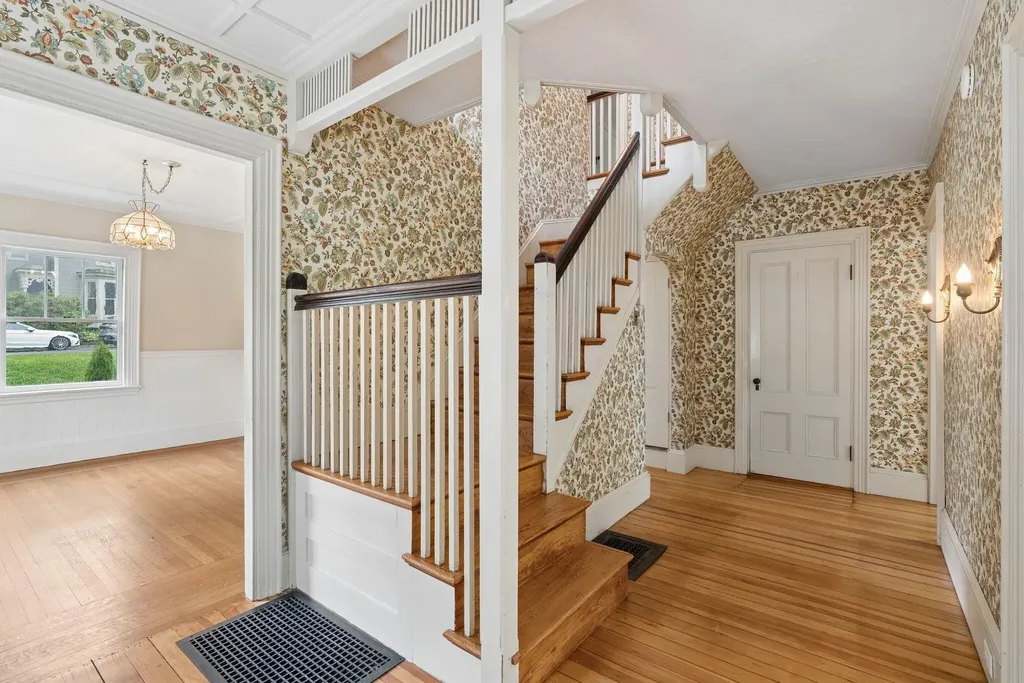 40 Summer Street Kennebunk ME 04043