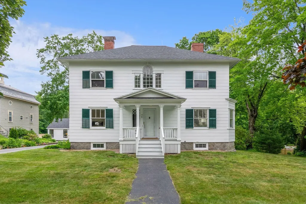 40 Summer Street Kennebunk ME 04043