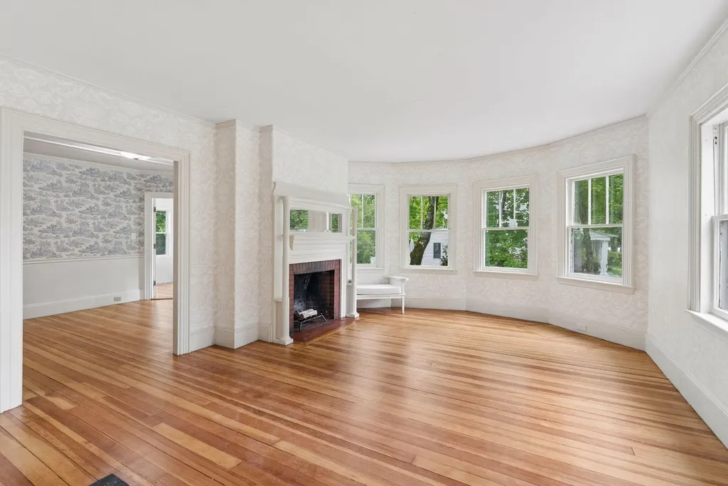 40 Summer Street Kennebunk ME 04043