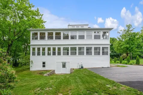 40 Summer Street Kennebunk ME 04043