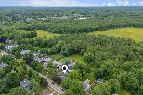 40 Summer Street Kennebunk ME 04043