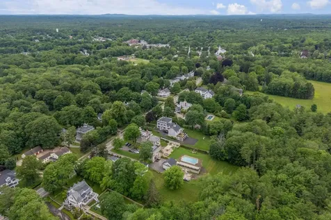 40 Summer Street Kennebunk ME 04043