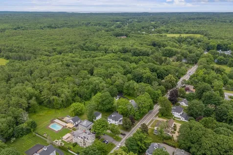 40 Summer Street Kennebunk ME 04043