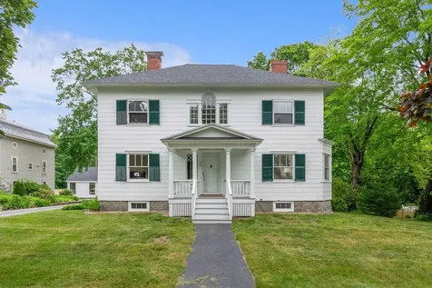 40 Summer Street Kennebunk ME 04043