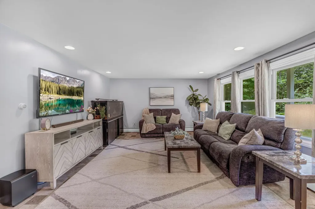 27 Hooper Pond Road Greene ME 04236