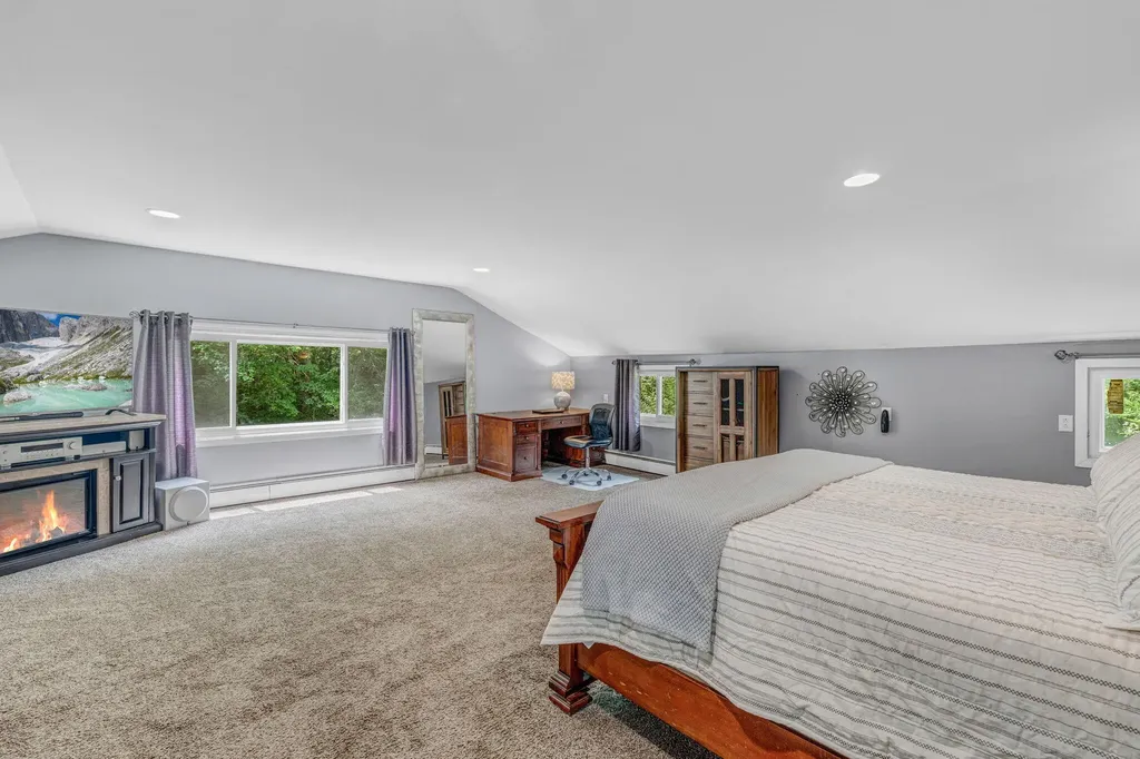 27 Hooper Pond Road Greene ME 04236