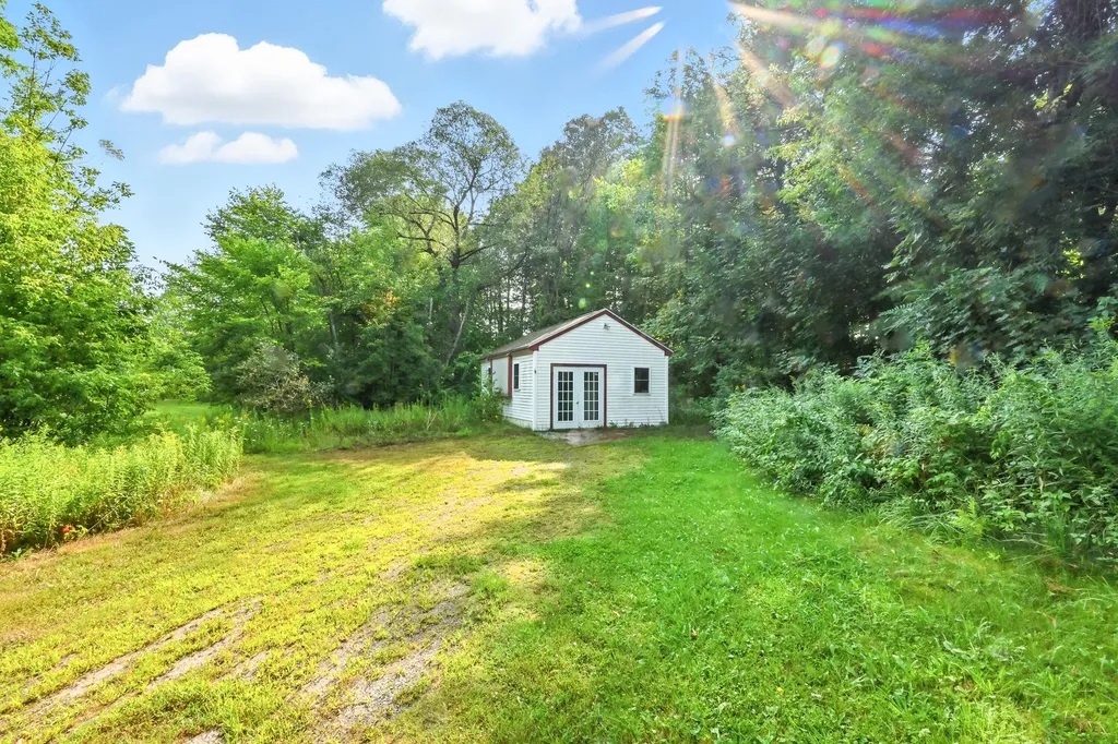 14 Granite Hill Road Manchester ME 04351