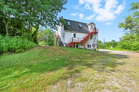 14 Granite Hill Road Manchester ME 04351
