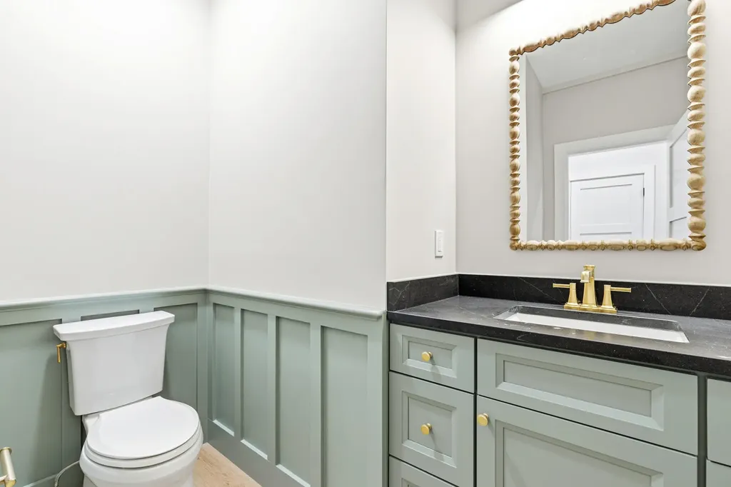 8 Salvato Lane Kennebunk ME 04043