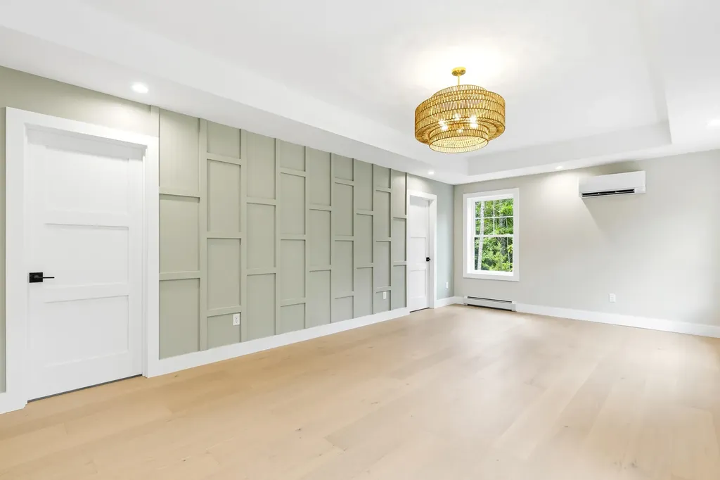 8 Salvato Lane Kennebunk ME 04043