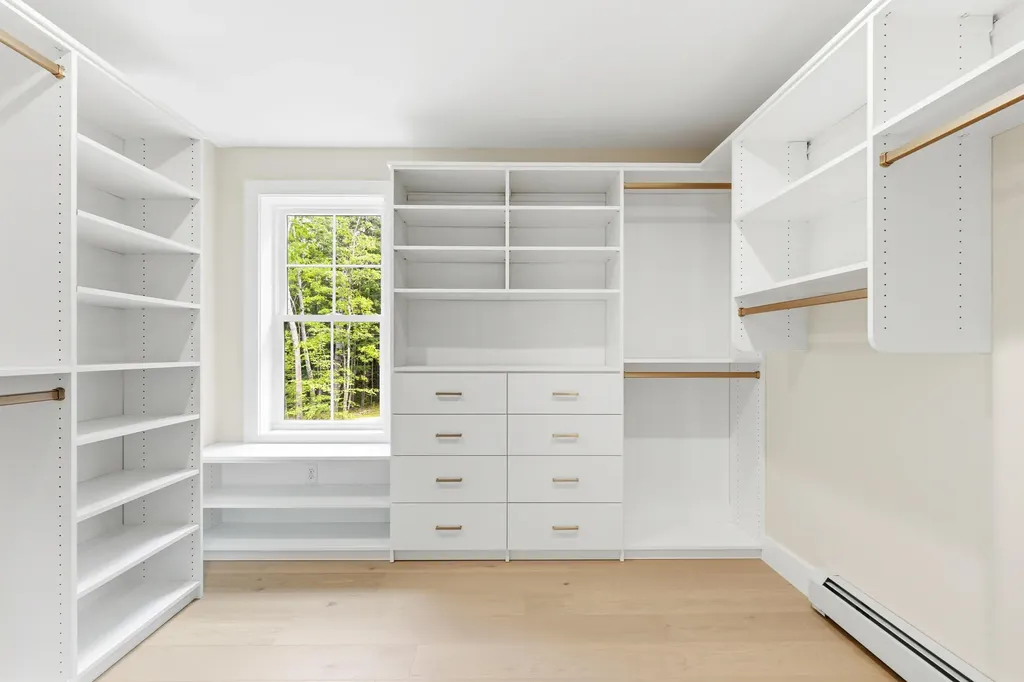 8 Salvato Lane Kennebunk ME 04043