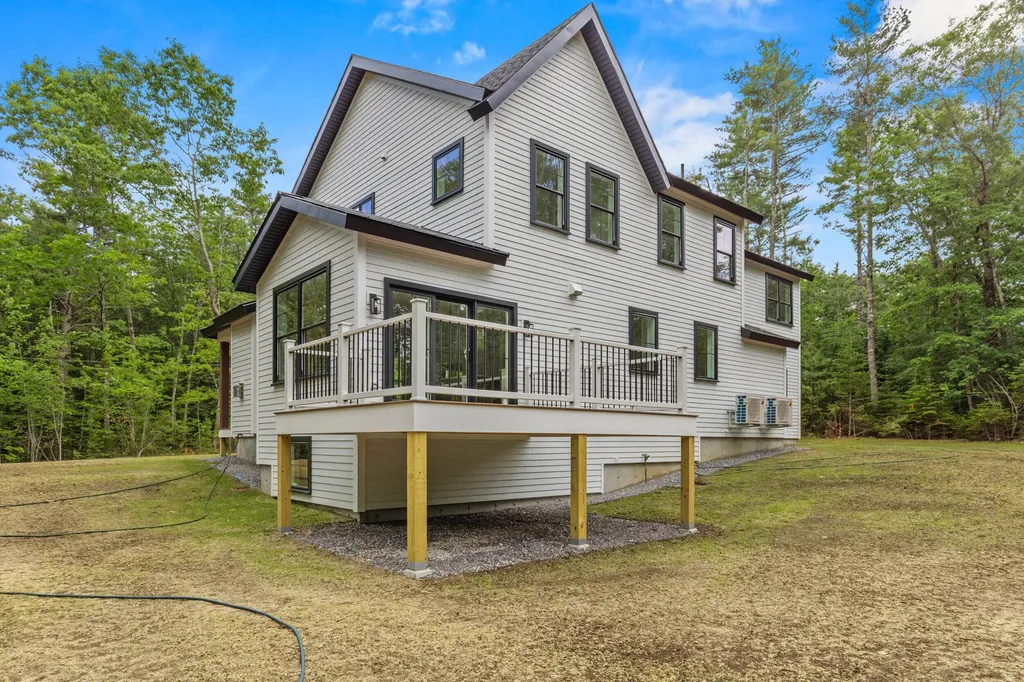 8 Salvato Lane Kennebunk ME 04043
