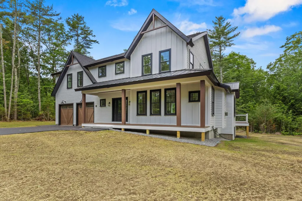 8 Salvato Lane Kennebunk ME 04043