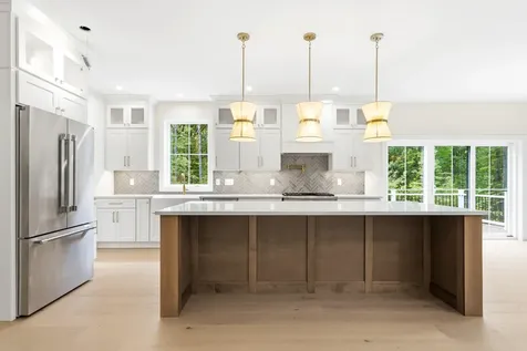 8 Salvato Lane Kennebunk ME 04043