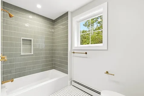 8 Salvato Lane Kennebunk ME 04043