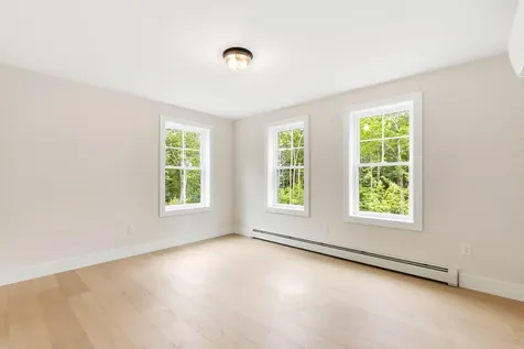 8 Salvato Lane Kennebunk ME 04043