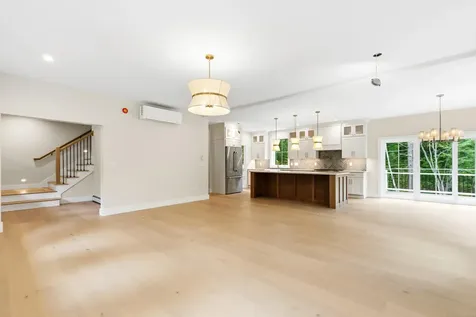 8 Salvato Lane Kennebunk ME 04043