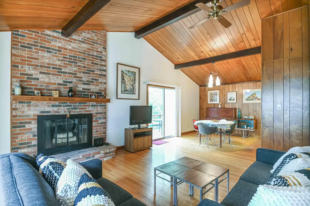 28 Ossipee Road York ME 03902