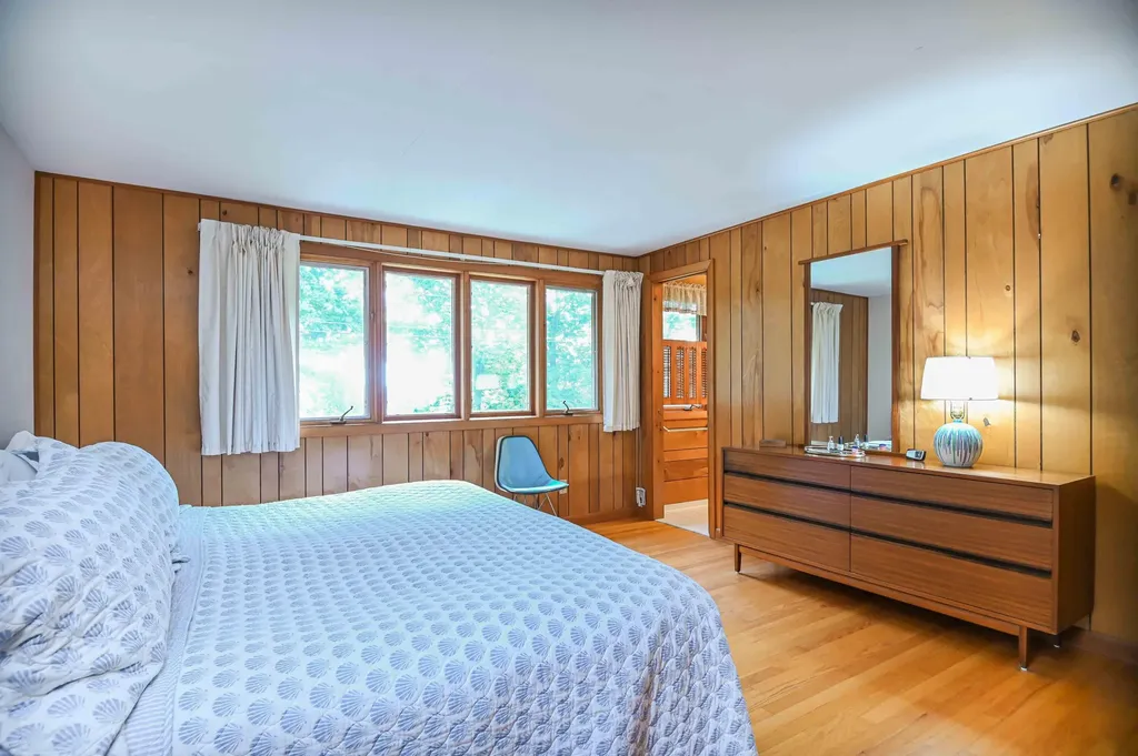 28 Ossipee Road York ME 03902