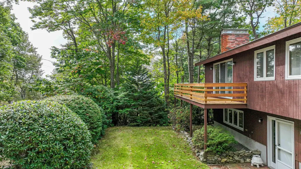 28 Ossipee Road York ME 03902