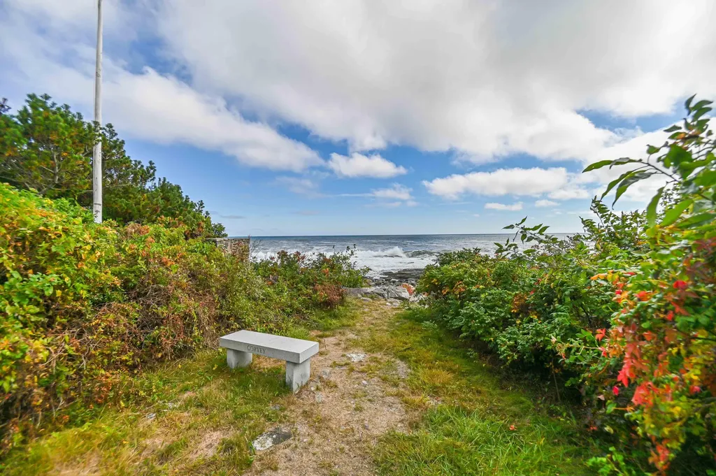 28 Ossipee Road York ME 03902