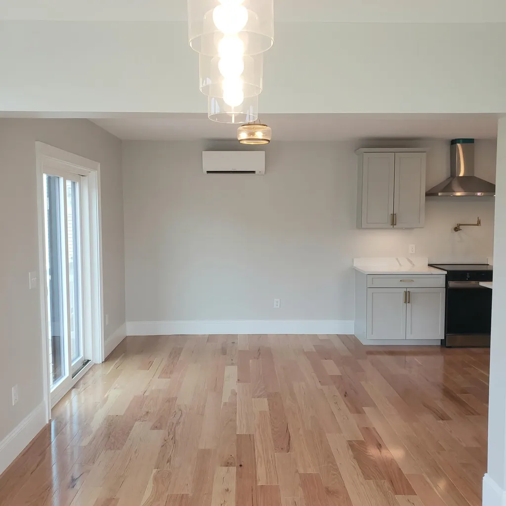 188 E Grand Avenue Old Orchard Beach ME 04064