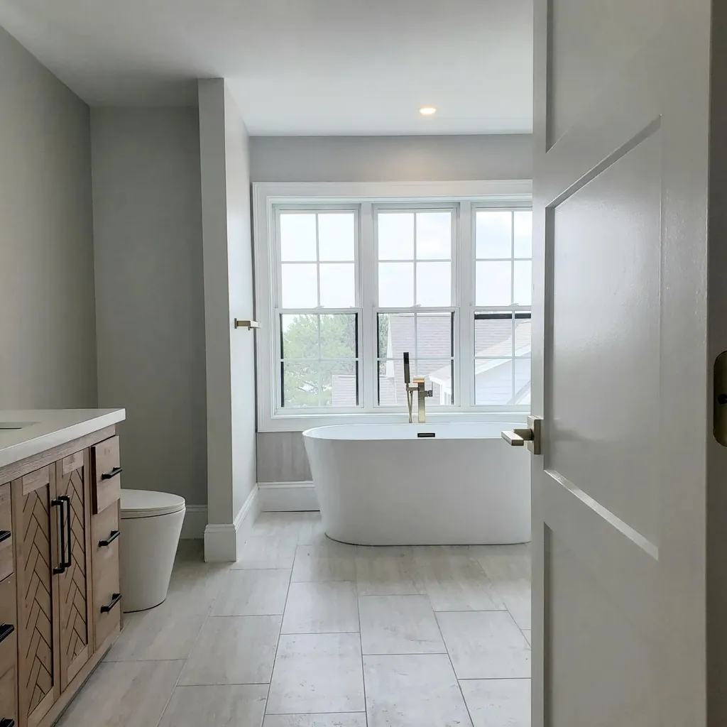 188 E Grand Avenue Old Orchard Beach ME 04064